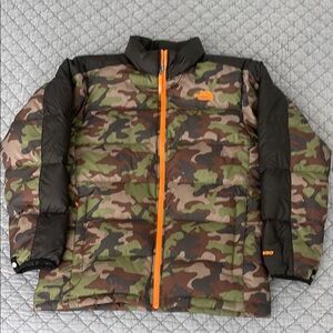 The North Face Kids 550 down feather  Camouflage Jacket